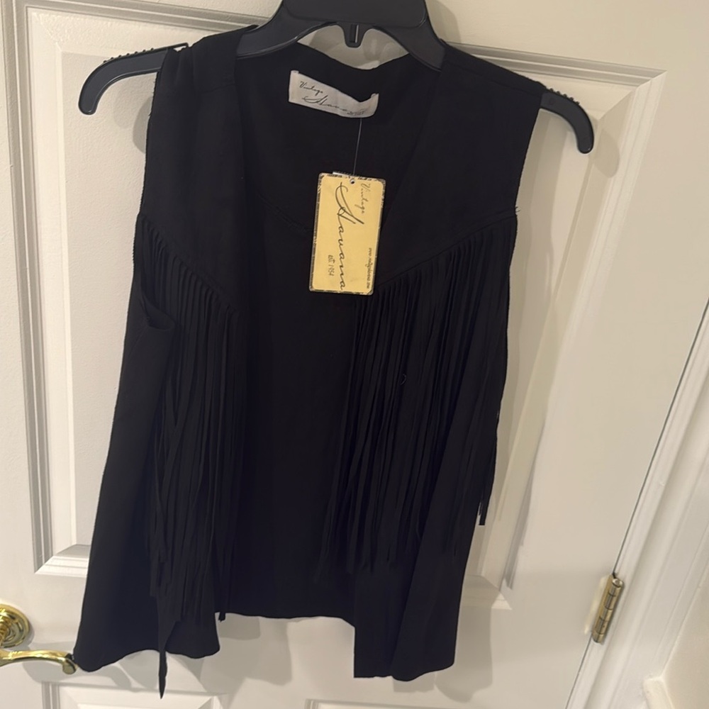 Vintage Havana vest Cardigan  Black Fringe faux suede soft sleeveless host pick